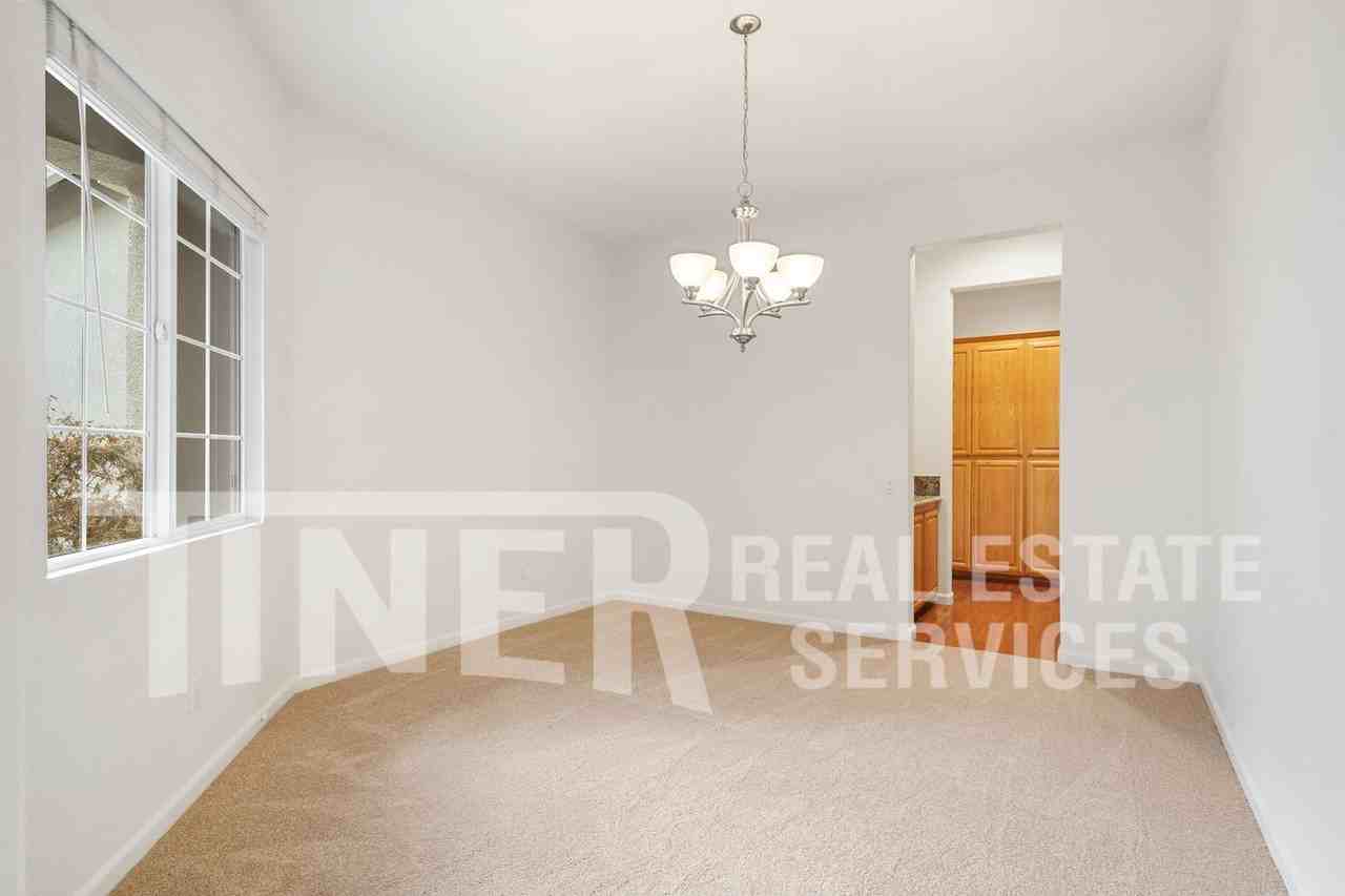 6025 Creek Berry Way - Photo 6 of 33