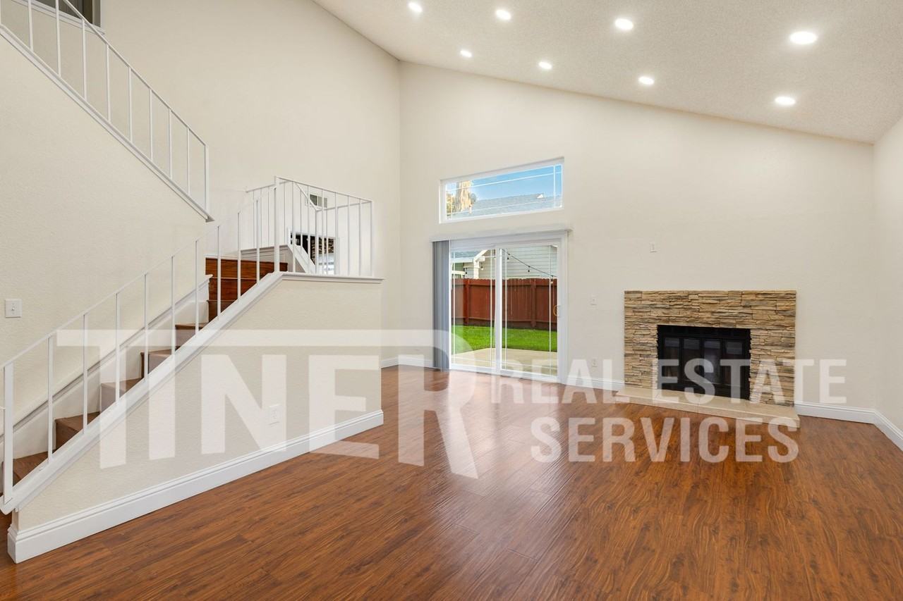 2 Rio Adelanto Ct - Photo 7 of 18