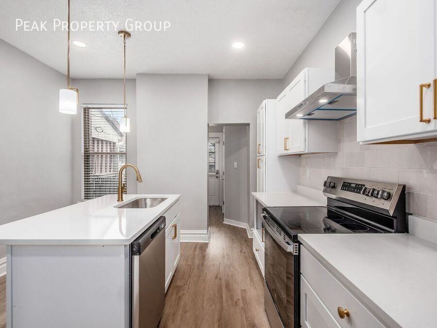 1248 S Washington Ave - Photo 3 of 21