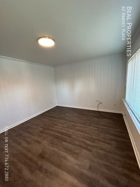 62 Harvey Street North - Photo 7 of 15