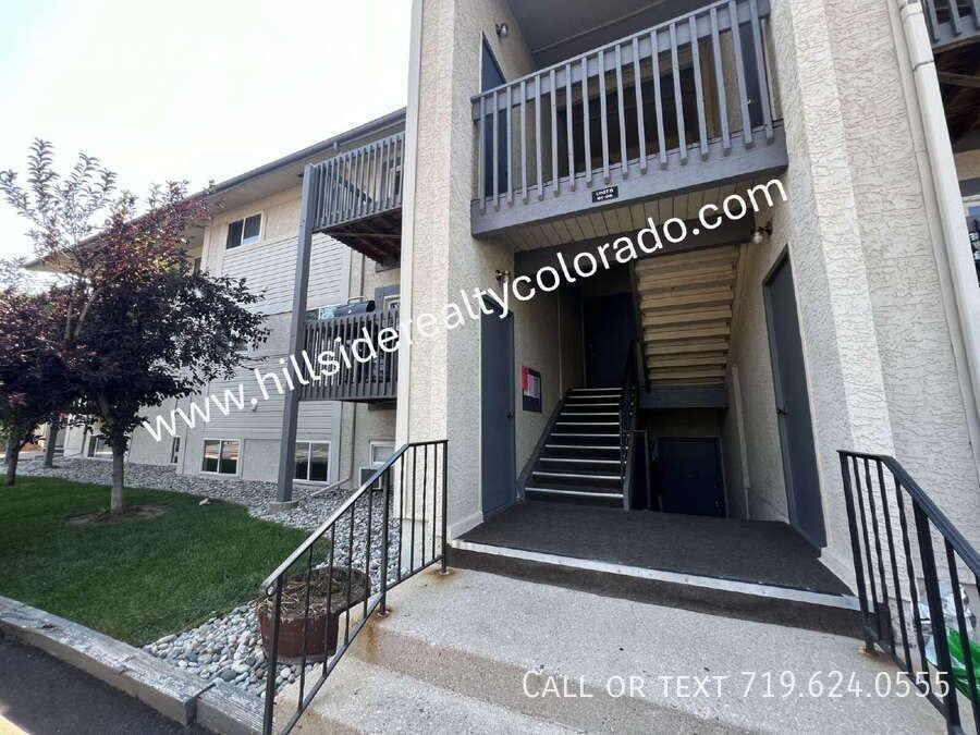 5042 El Camino Drive #91