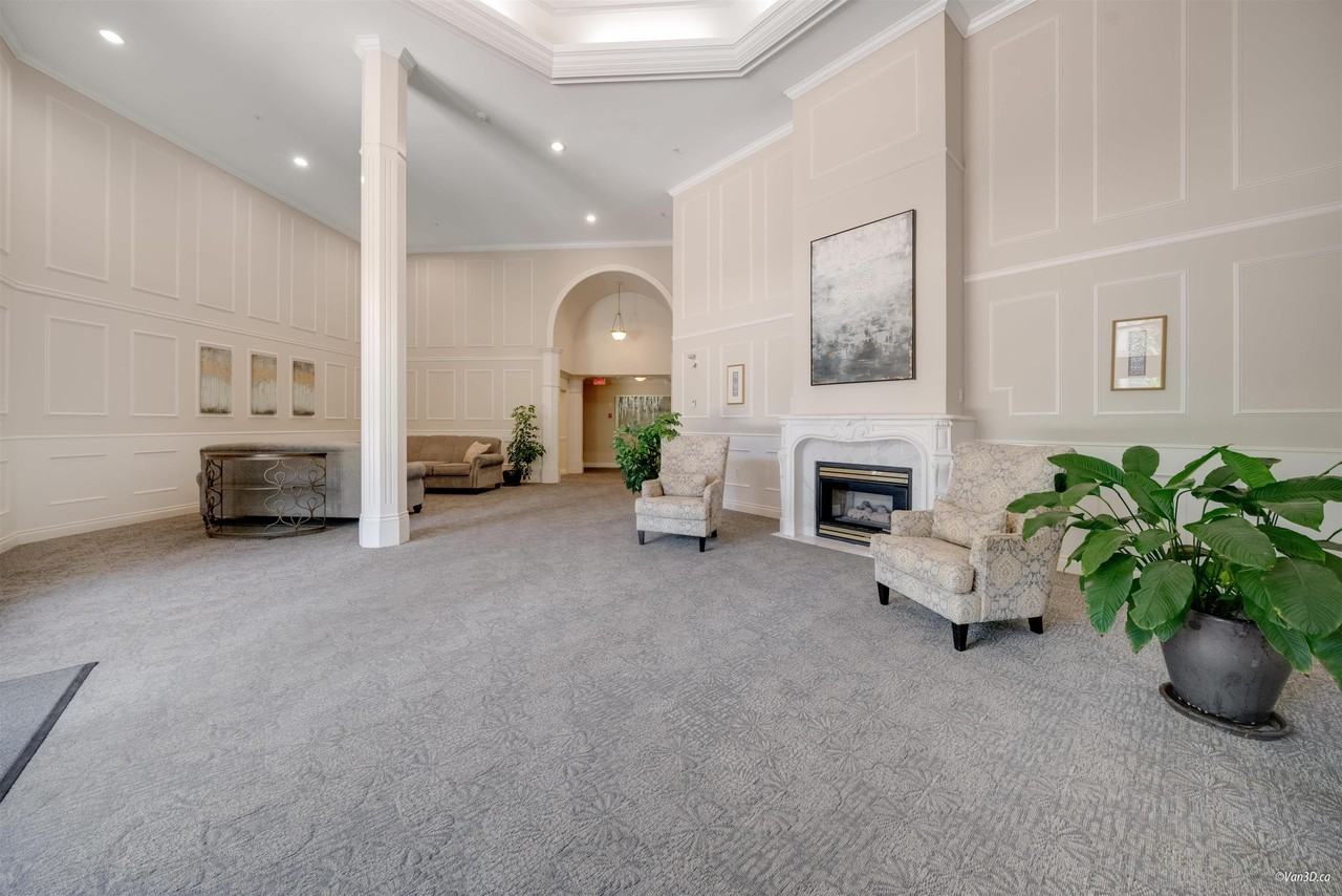 5262 Oakmount Crescent #6xx - Photo 2 of 10