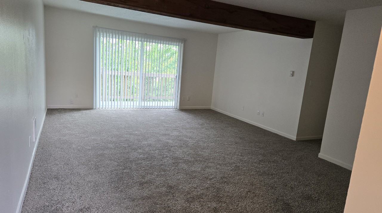 Ashley Court Apartments - Photo 5 of 17