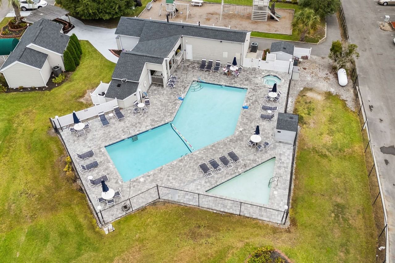 700 Deer Creek Road - Photo 3 of 46