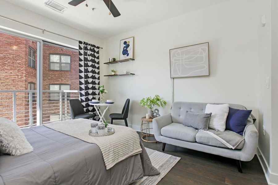 2550 17th St Nw #302 - Photo 2 of 19