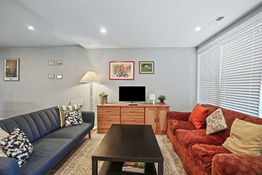 419 Newton Pl Nw #B - Photo 2 of 22