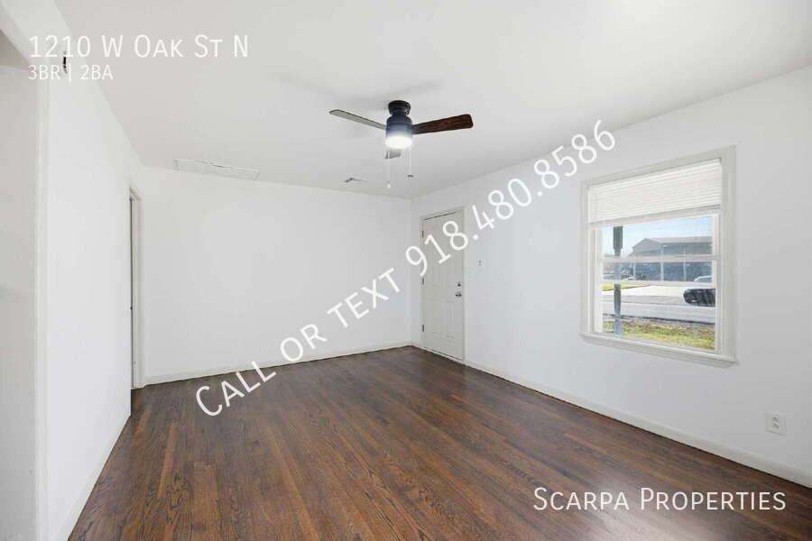 1210 West Oak Street - Photo 3 of 17