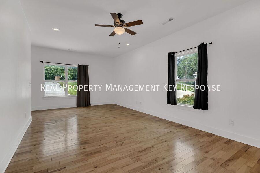 1235 Vultee Boulevard - Photo 6 of 39