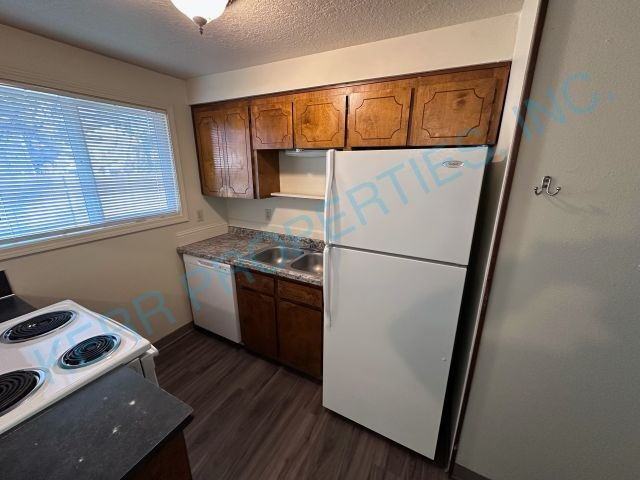 20 Se 134th Pl #20 - Photo 5 of 13