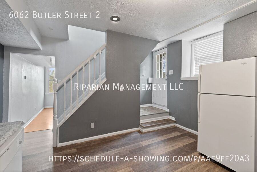 6062 Butler Street - Photo 4 of 18