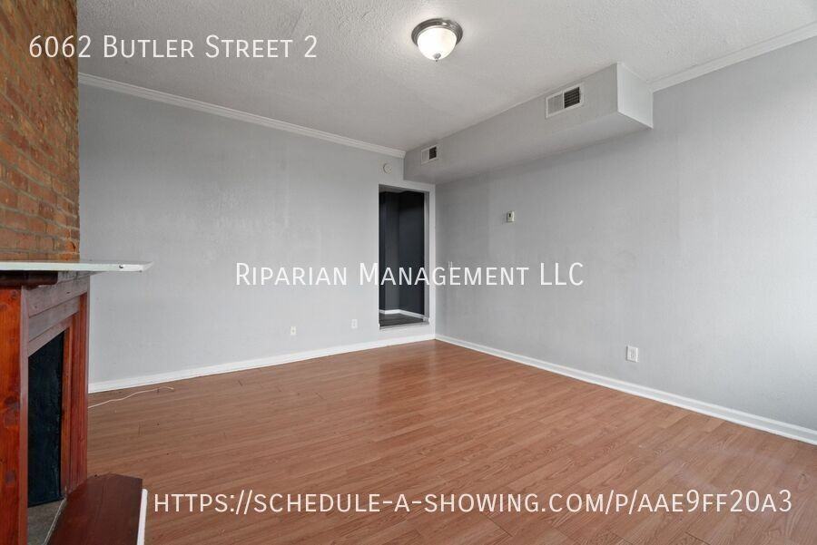 6062 Butler Street - Photo 5 of 18