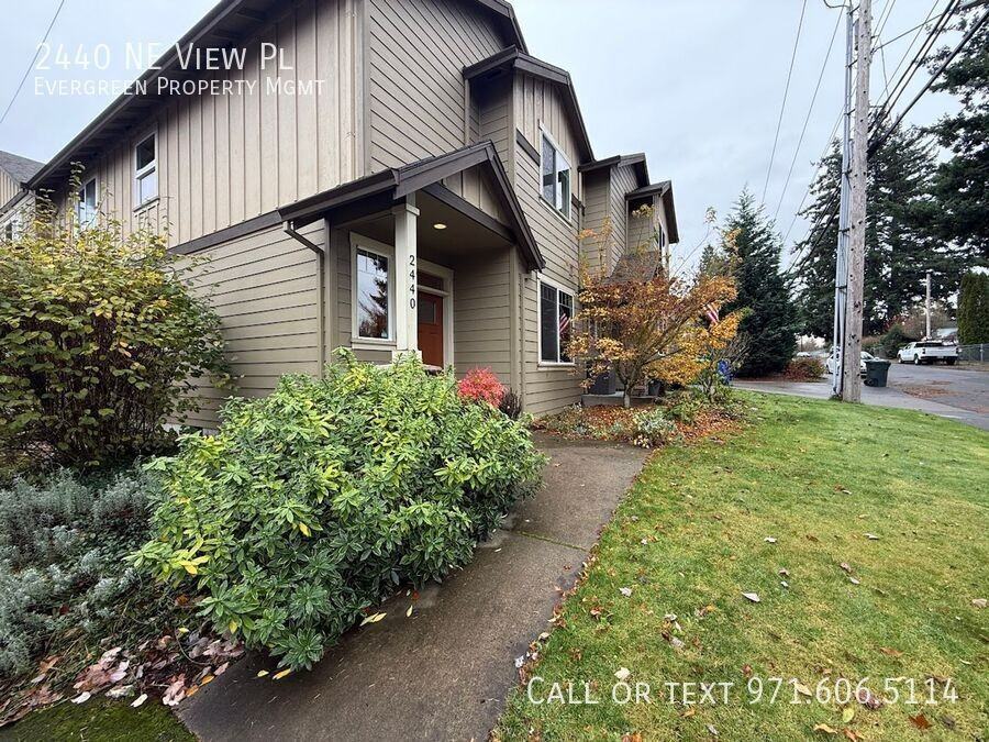 2440 Northeast View Place - Photo 3 of 47