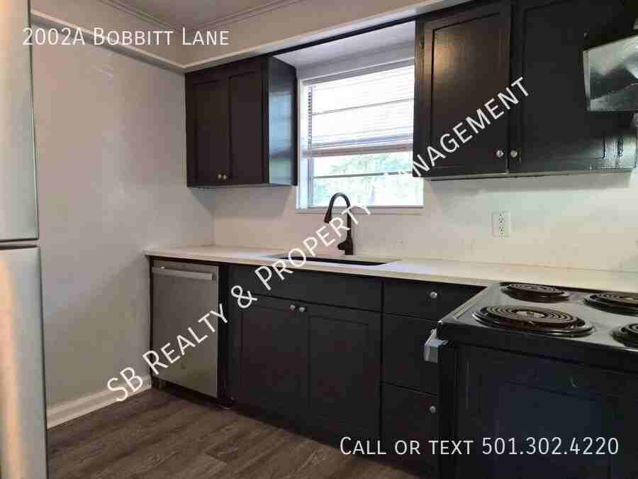 2002A Bobbitt Ln - Photo 7 of 24