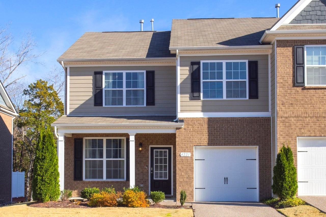 4221 Grapevine Loop - Photo 3 of 28