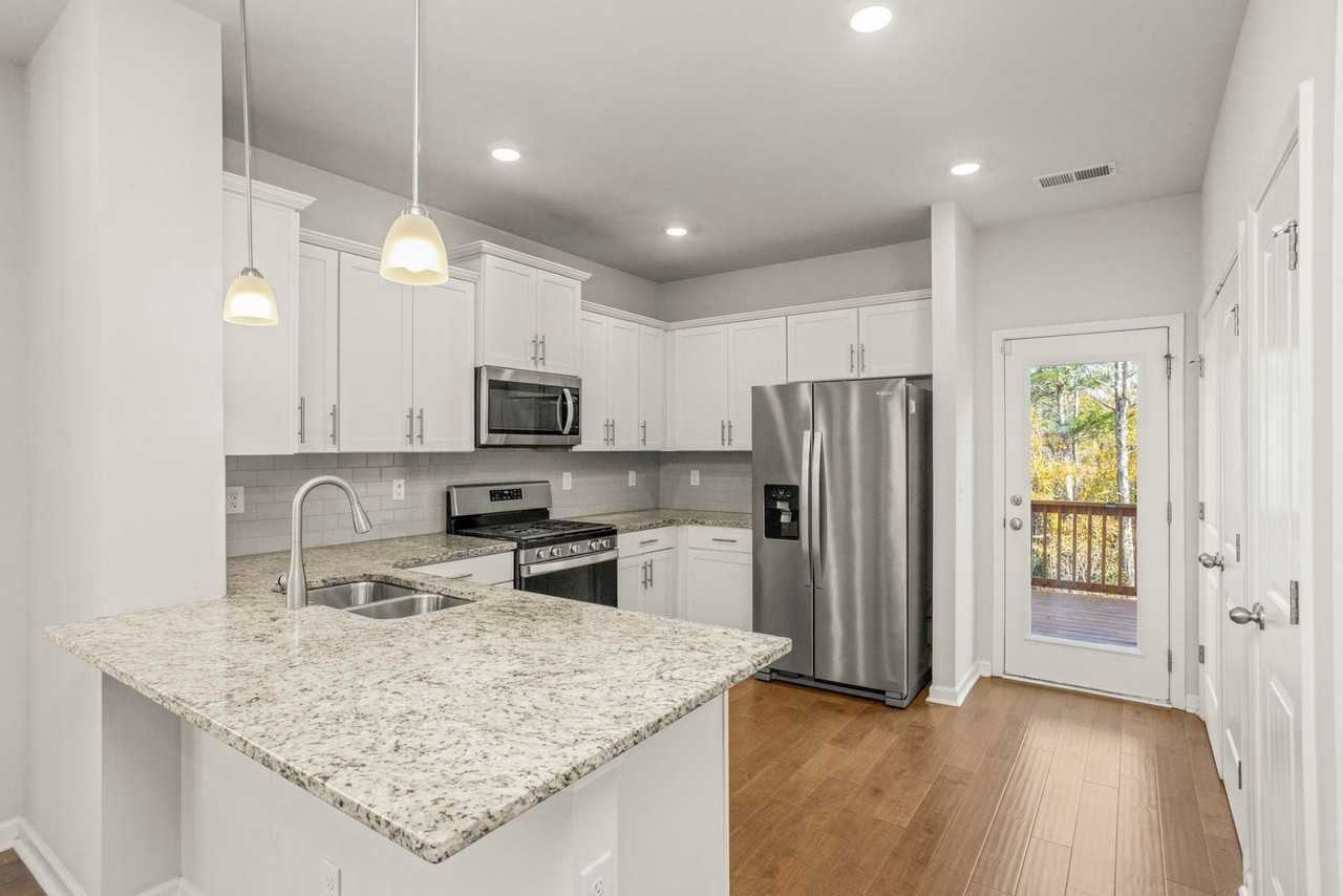 4221 Grapevine Loop - Photo 5 of 28