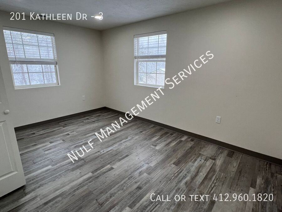 201 Kathleen Dr #3 - Photo 5 of 6