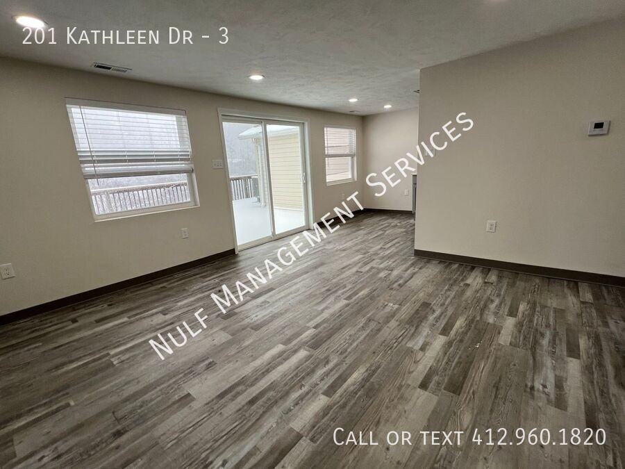 201 Kathleen Dr #3 - Photo 6 of 6