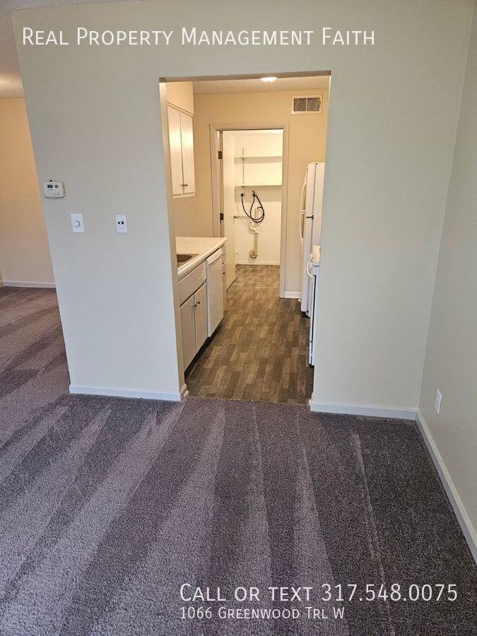 1066 Greenwood Trl W - Photo 3 of 26