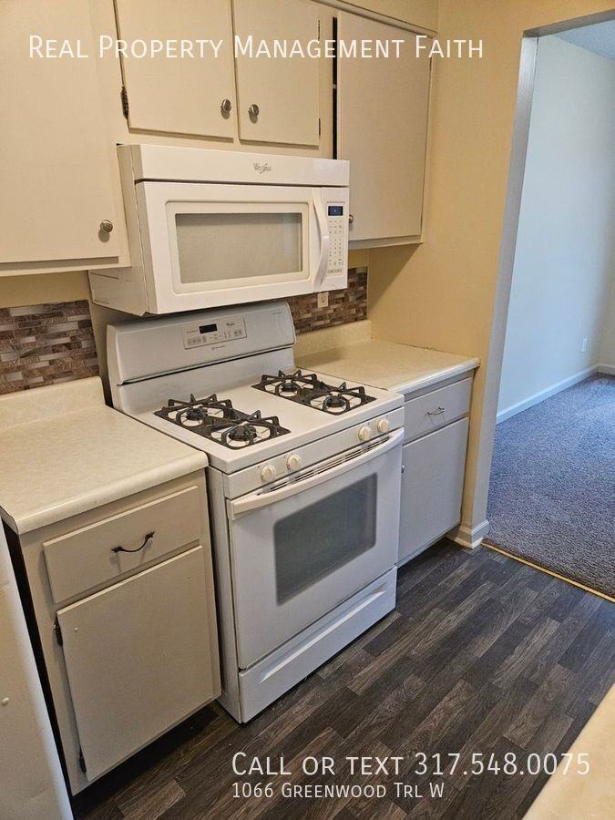 1066 Greenwood Trl W - Photo 7 of 26