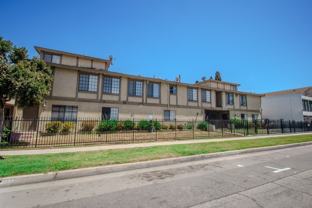 12914 Doty Ave - Photo 1 of 1