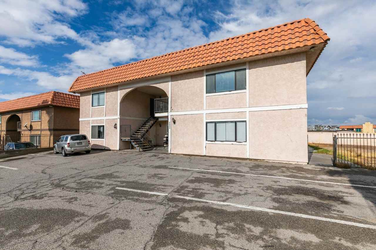 6987 Mendon Ln - Photo 3 of 50