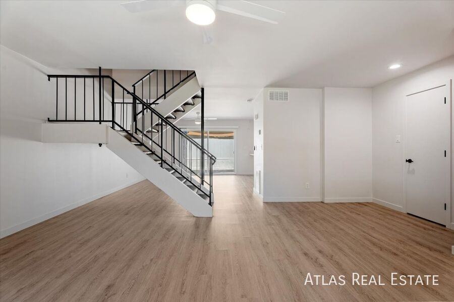 3807 S Mill Ave - Photo 7 of 32