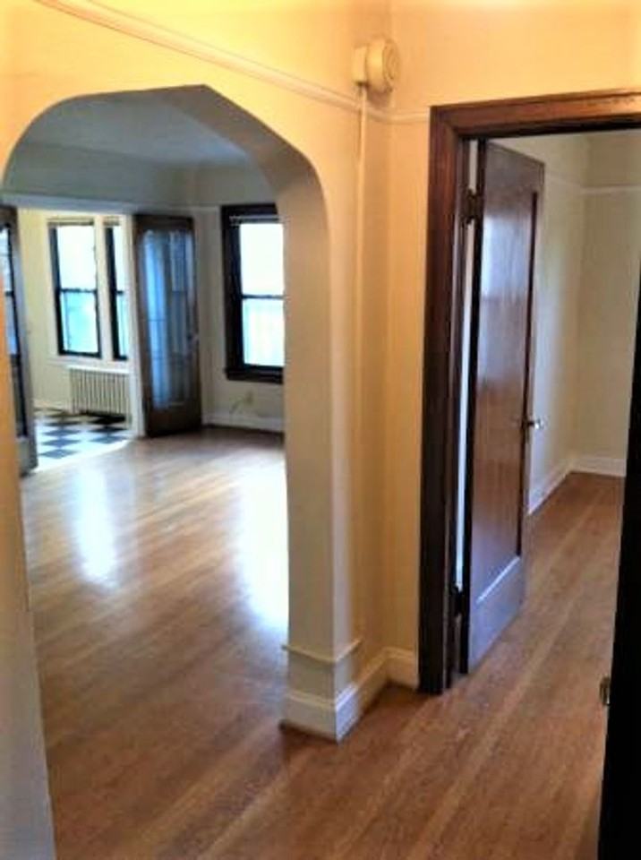 Buckley - Photo 5 of 26