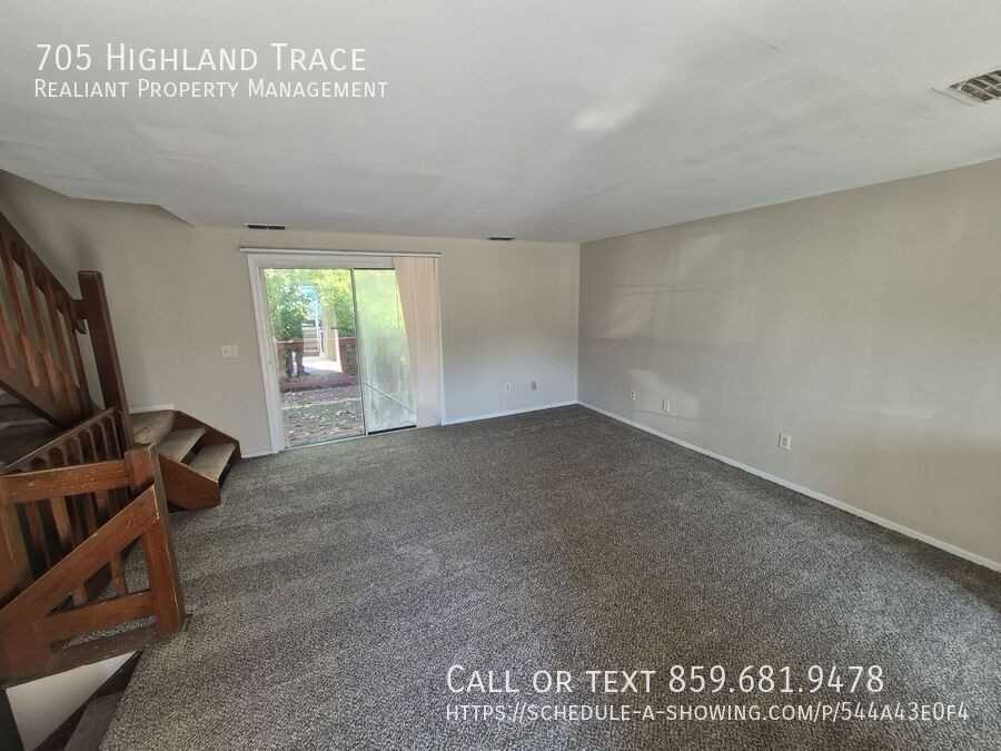 705 Highland Trace - Photo 2 of 15