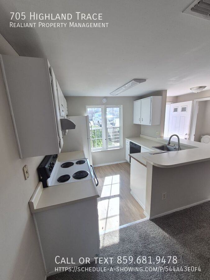 705 Highland Trace - Photo 4 of 15