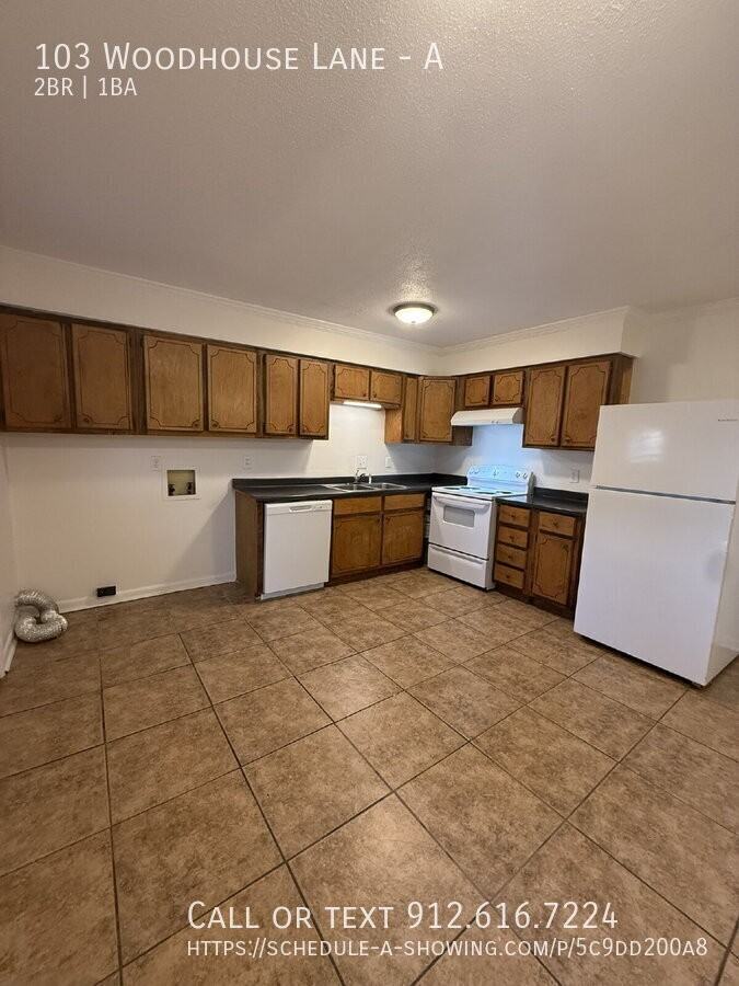 103 Woodhouse Ln #A - Photo 7 of 17