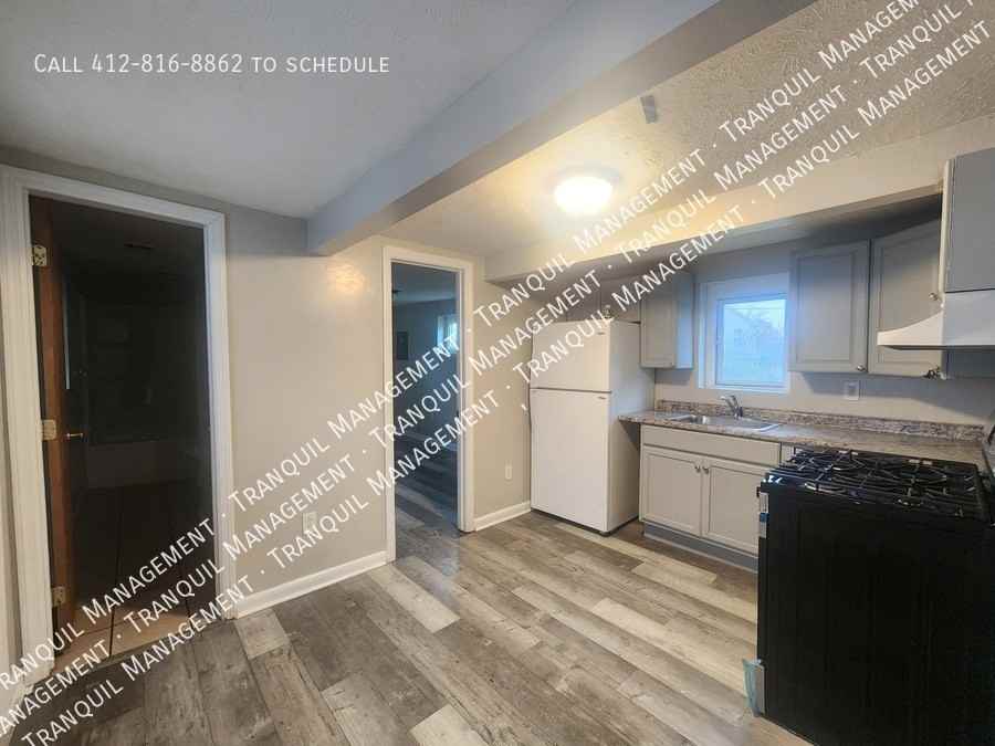 542 Reed St - Photo 7 of 14