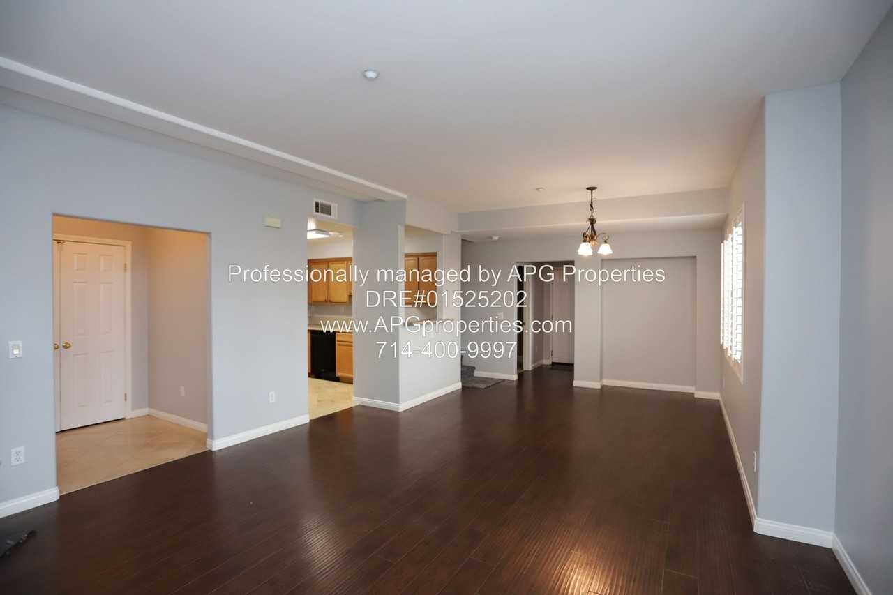 1126 N Euclid St #20 - Photo 3 of 31