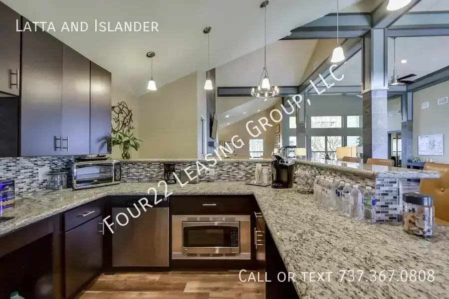 Convict Hill & Islander #1213 - Photo 2 of 25