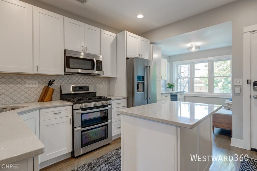 2344 North Oakley Avenue #2 - Photo 2 of 21