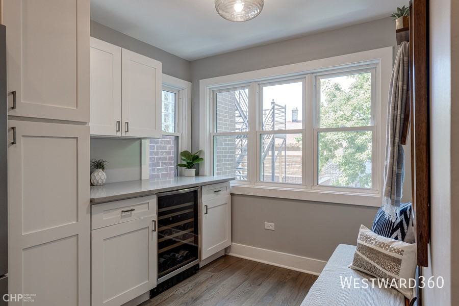 2344 North Oakley Avenue #2 - Photo 5 of 21