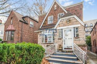 121 Bentley Avenue - Photo 1 of 1