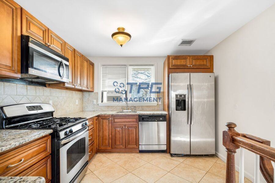 9 Thompson Street #2 - Photo 3 of 18