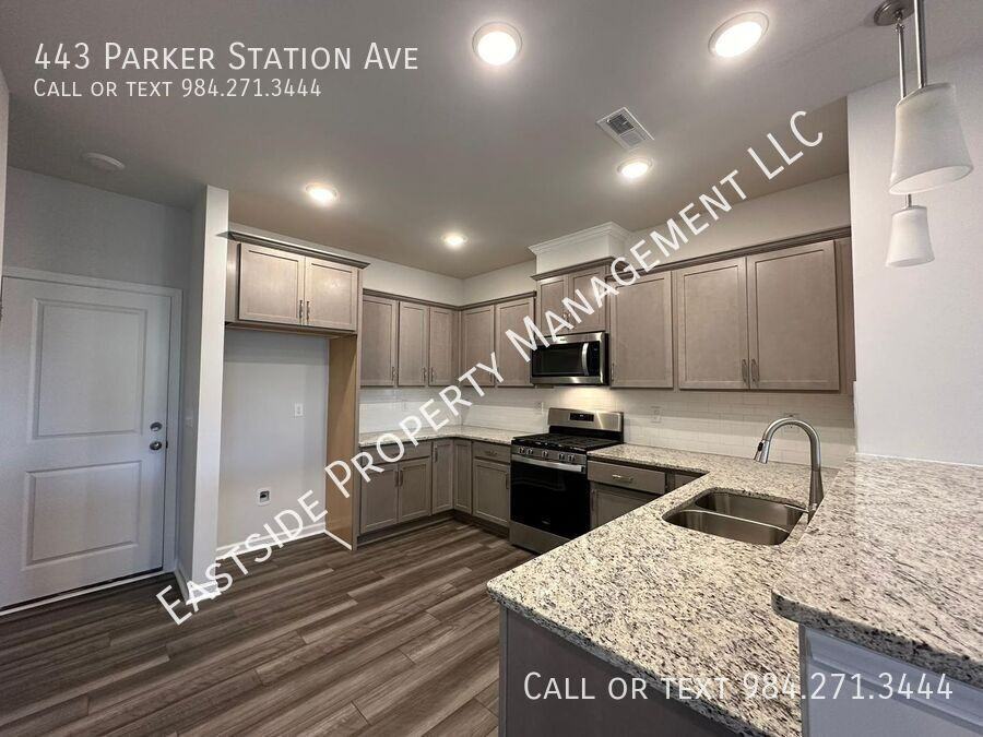 443 Parker Station Avenue - Photo 2 of 22