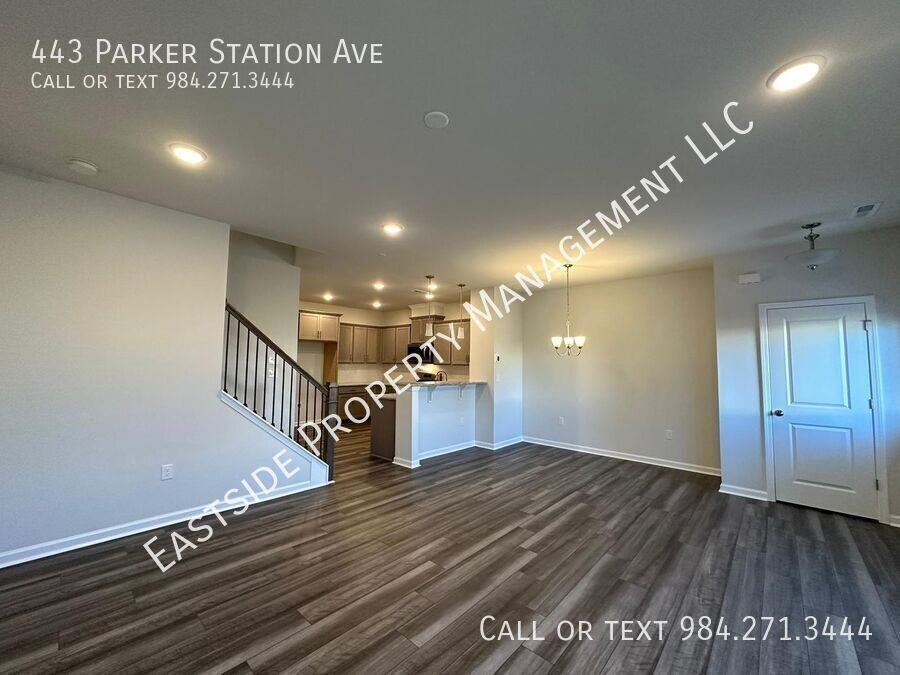 443 Parker Station Avenue - Photo 4 of 22