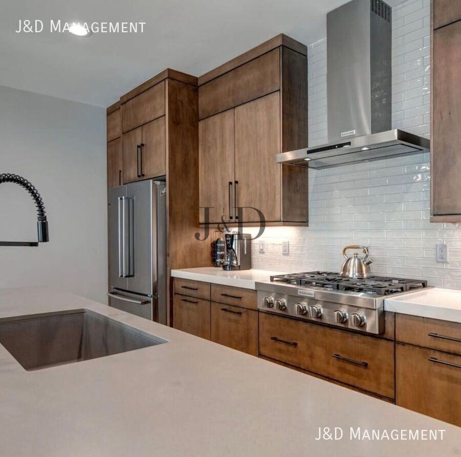 807 E Klaim Dr - Photo 5 of 25