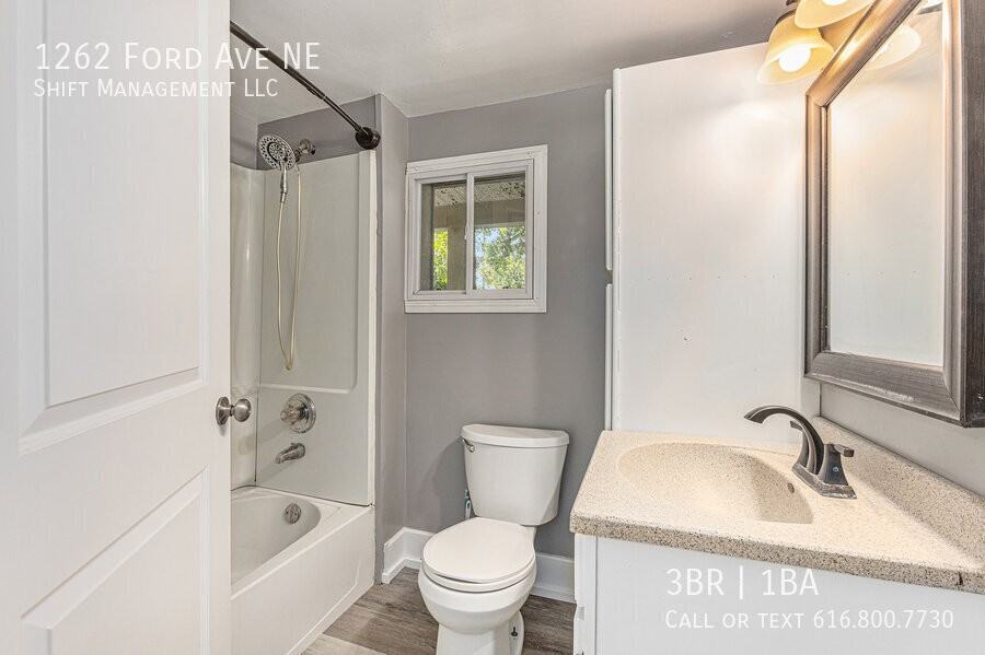 1262 Ford Avenue Northeast - Photo 7 of 16