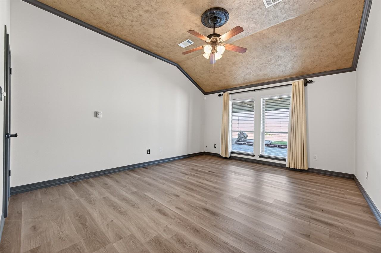 23410 Stratsborough Drive #23410 - Photo 6 of 44