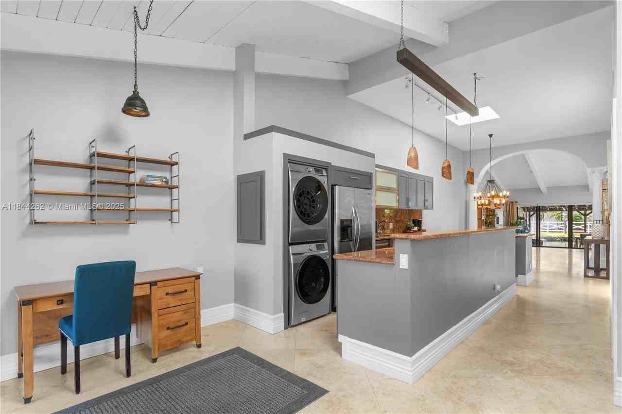 2665 Parkview Drive #2665