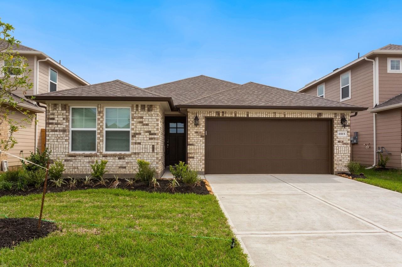 6915 Lebec Dr #6915 - Photo 4 of 39