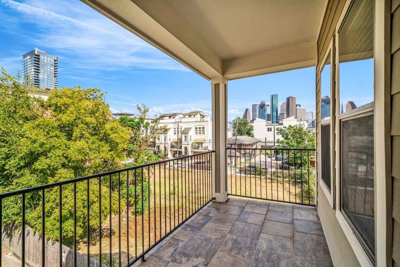 1607 W Dallas St #1607E - Photo 2 of 27