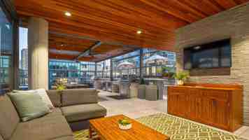 featured image of 169 W Huron St