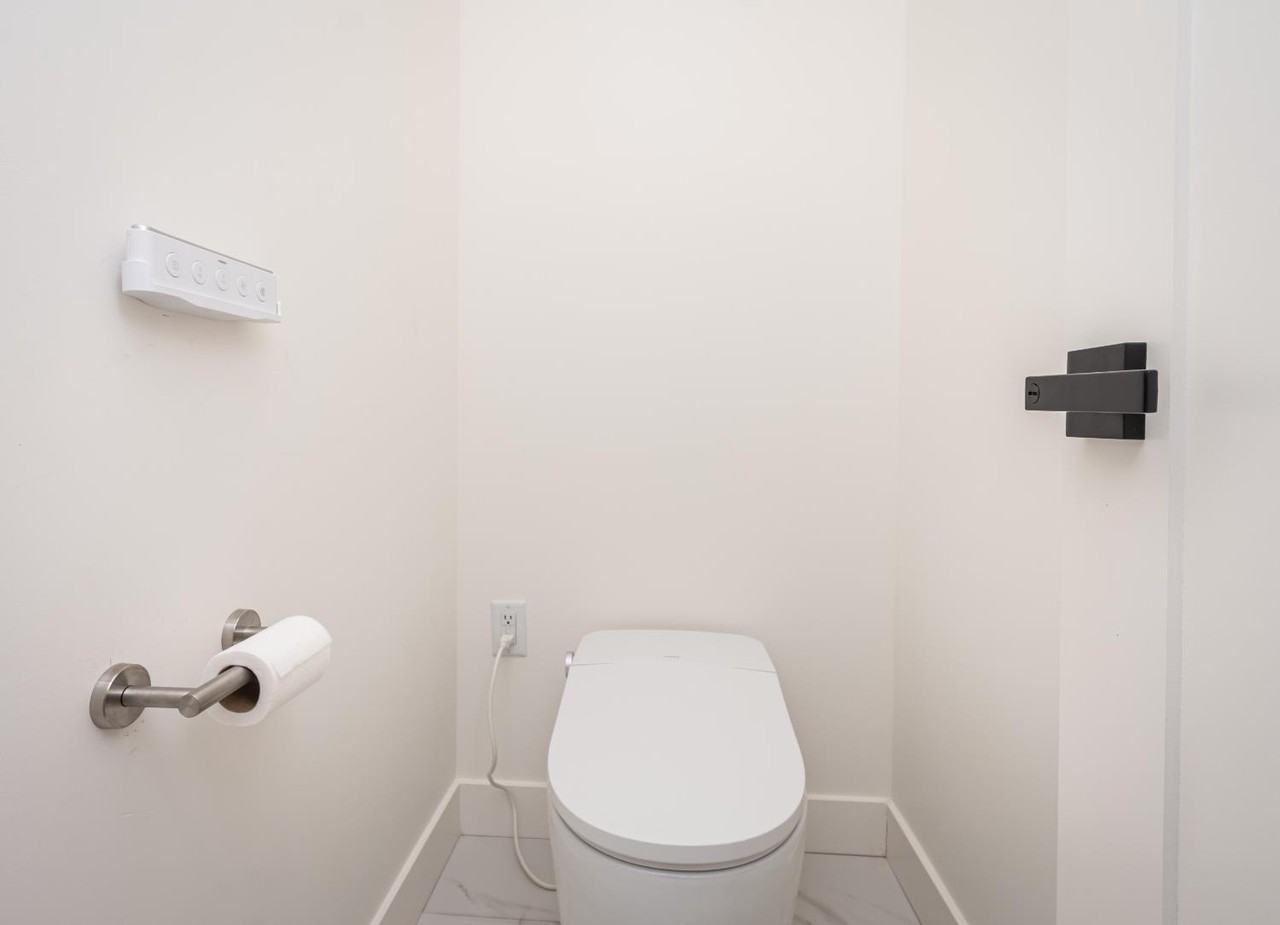 3946 3rd Avenue #3946 - Photo 4 of 30