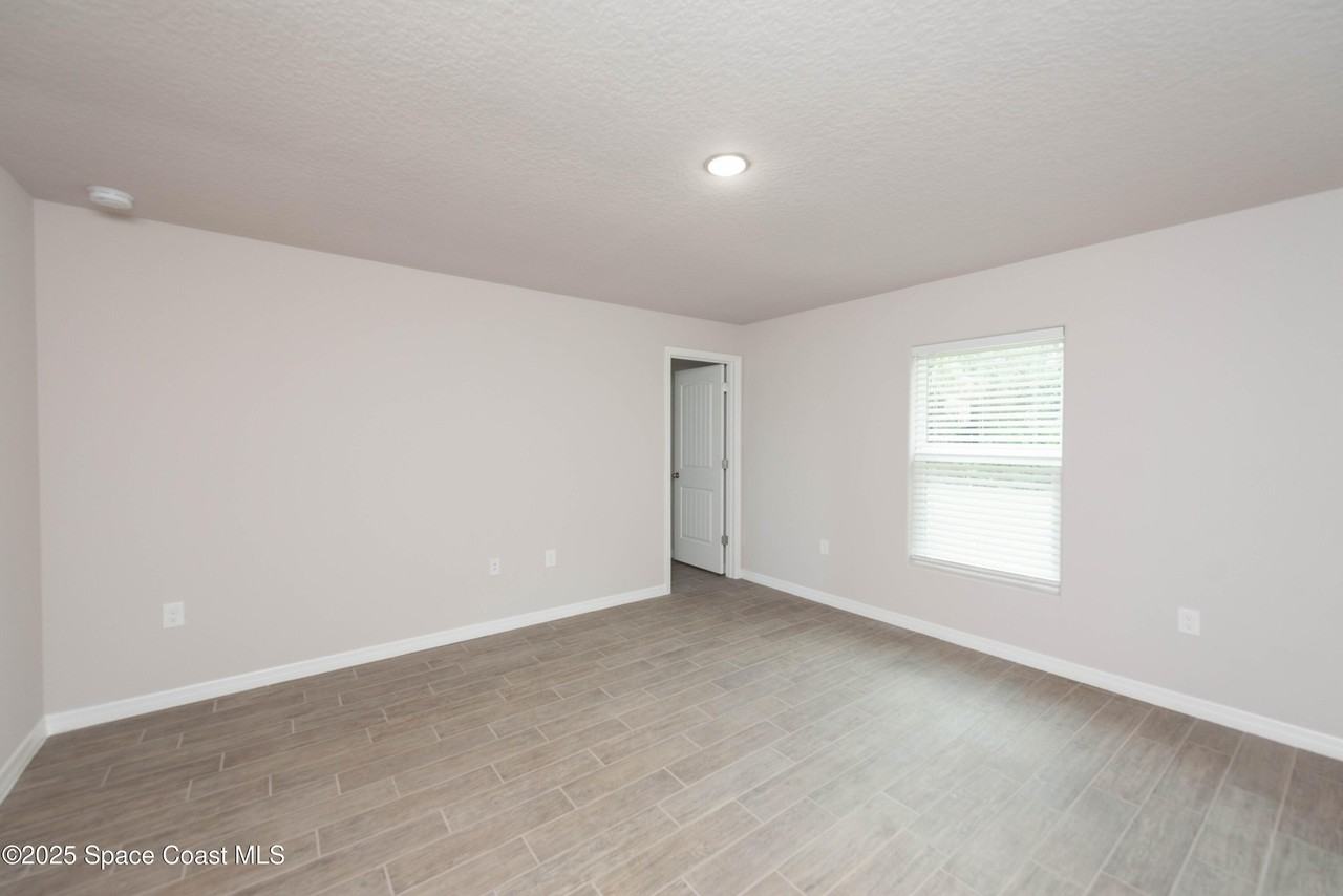 2638 Lakeland Ave Sw #2638 - Photo 6 of 50