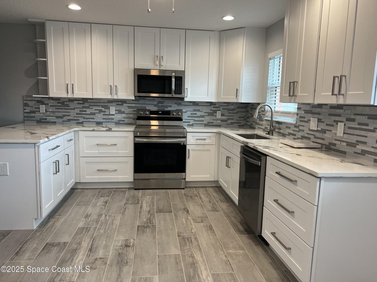 340 Sea Grape St #340 - Photo 6 of 12