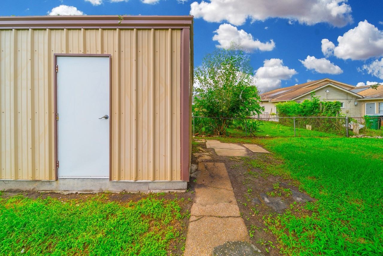 6307 Westover St #6307 - Photo 5 of 15